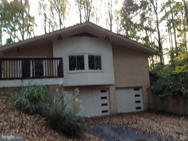 10112 Lloyd Road Potomac, MD 20854 - Photo 29 of 30 Exterior (Front)
