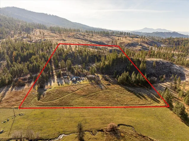 $309,999 | 6137 Coyote Canyon Road, Fruitland, WA 99129