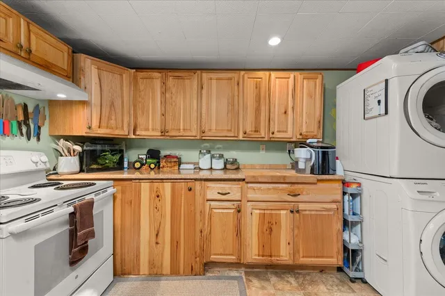 $309,999 | 6137 Coyote Canyon Road, Fruitland, WA 99129