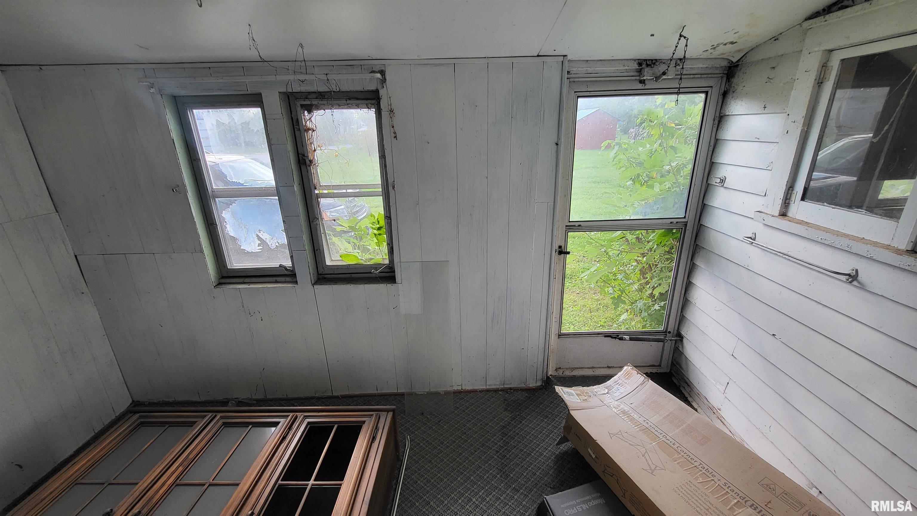 307 South Cherry Street Iuka, IL 62849 - Photo 22 of 25