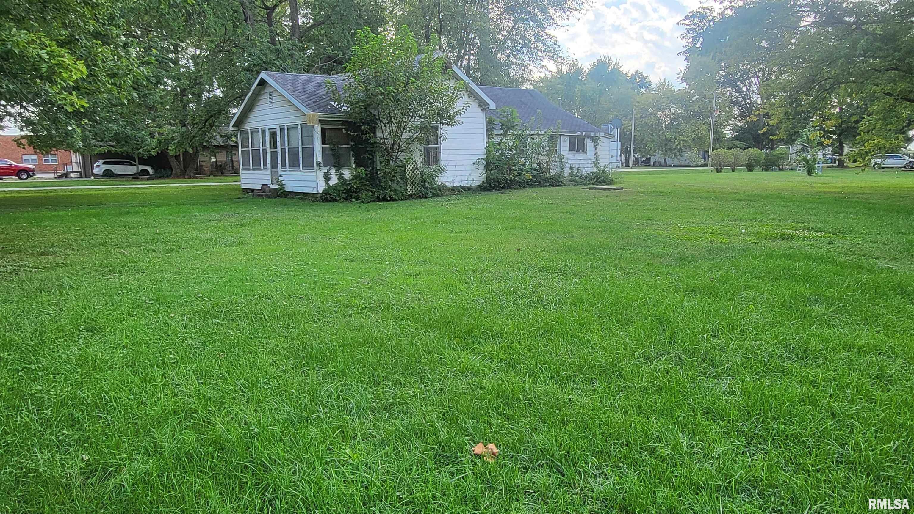 307 South Cherry Street Iuka, IL 62849 - Photo 24 of 25