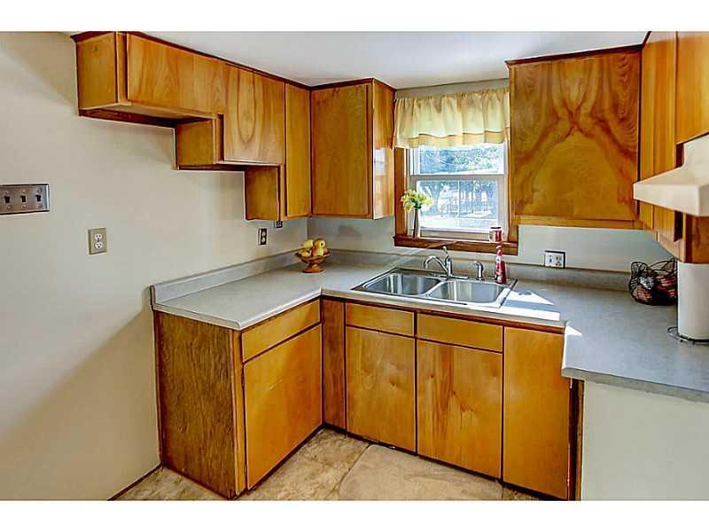 121 Fairview Avenue Springfield, OH 45504 - Photo 11 of 25 Gallery Image 11