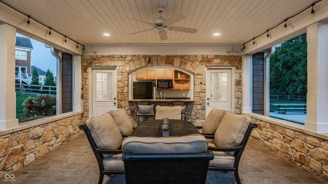 $2,695,000 | 9162 Pleasant View Lane, Zionsville, IN 46077