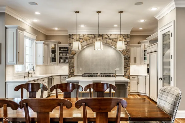 $2,695,000 | 9162 Pleasant View Lane, Zionsville, IN 46077