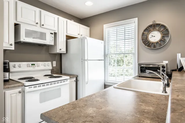 $2,695,000 | 9162 Pleasant View Lane, Zionsville, IN 46077