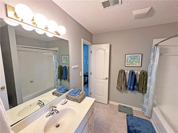 $589,000 | 5908 Northeast Coral Circle, Lee's Summit, MO 64064