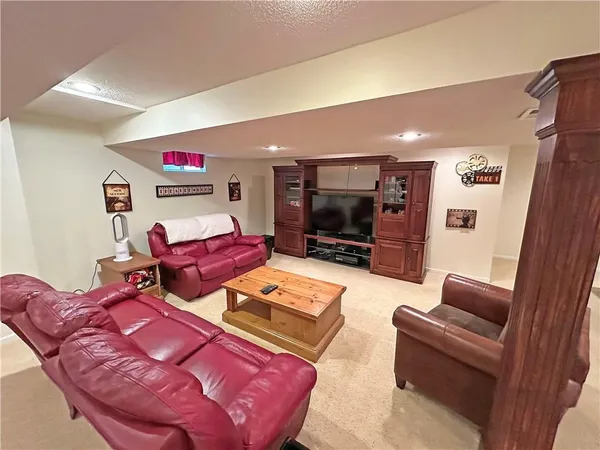 $589,000 | 5908 Northeast Coral Circle, Lee's Summit, MO 64064