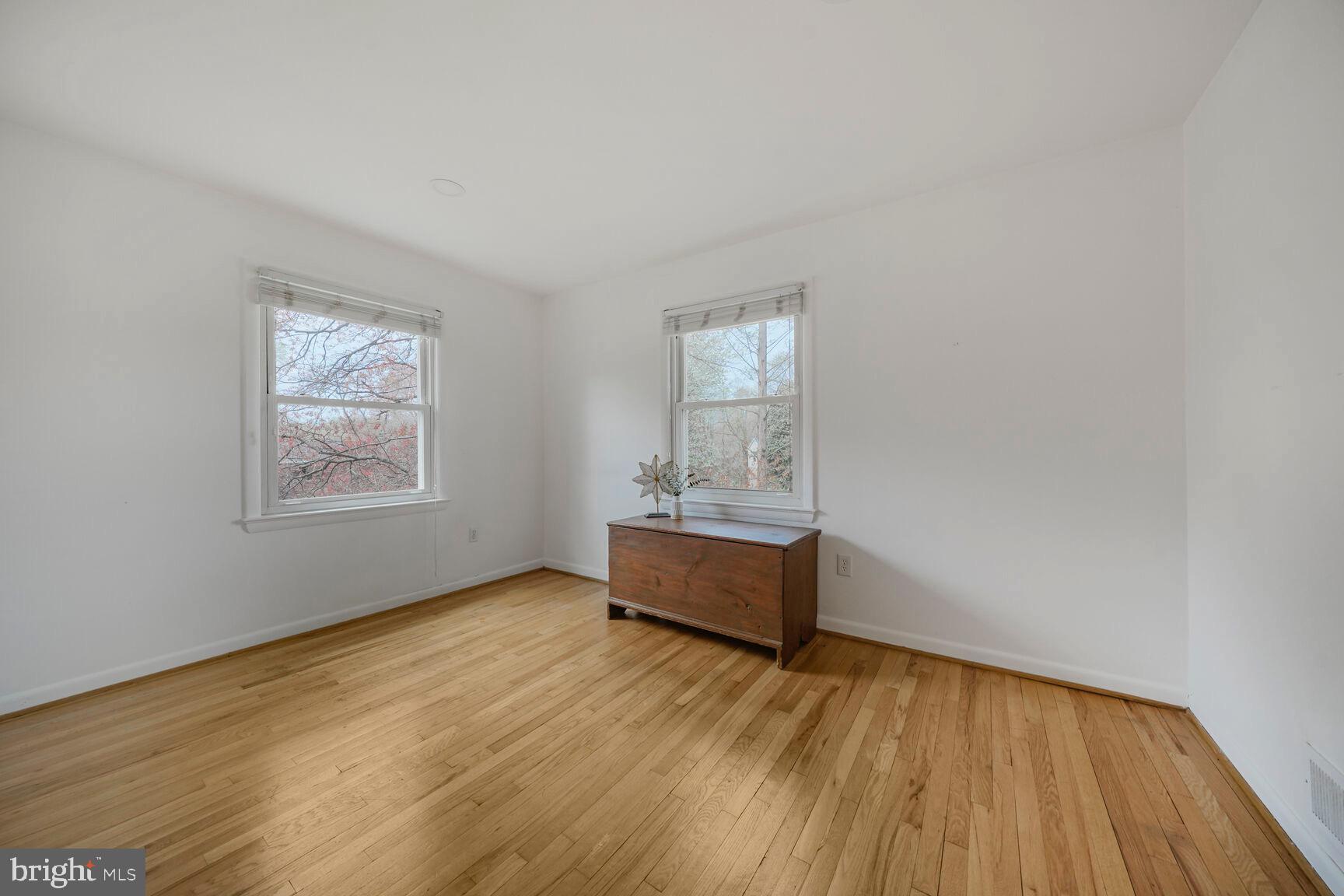 1955 Foxhall Road McLean, VA 22101 - Photo 14 of 35