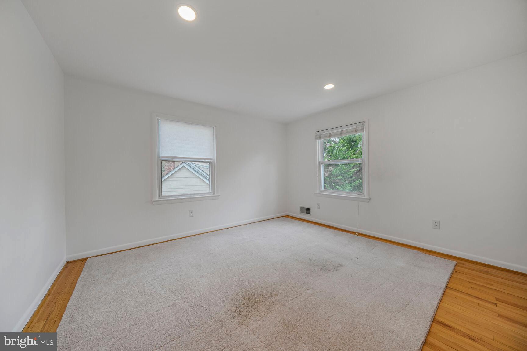 1955 Foxhall Road McLean, VA 22101 - Photo 18 of 35