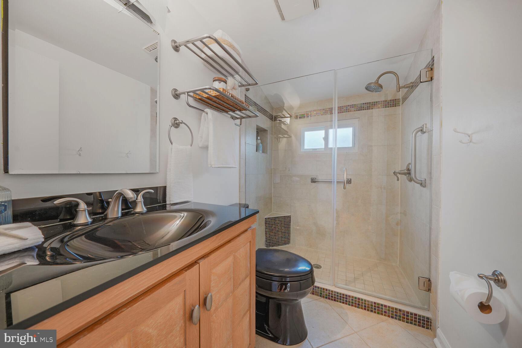 1955 Foxhall Road McLean, VA 22101 - Photo 21 of 35