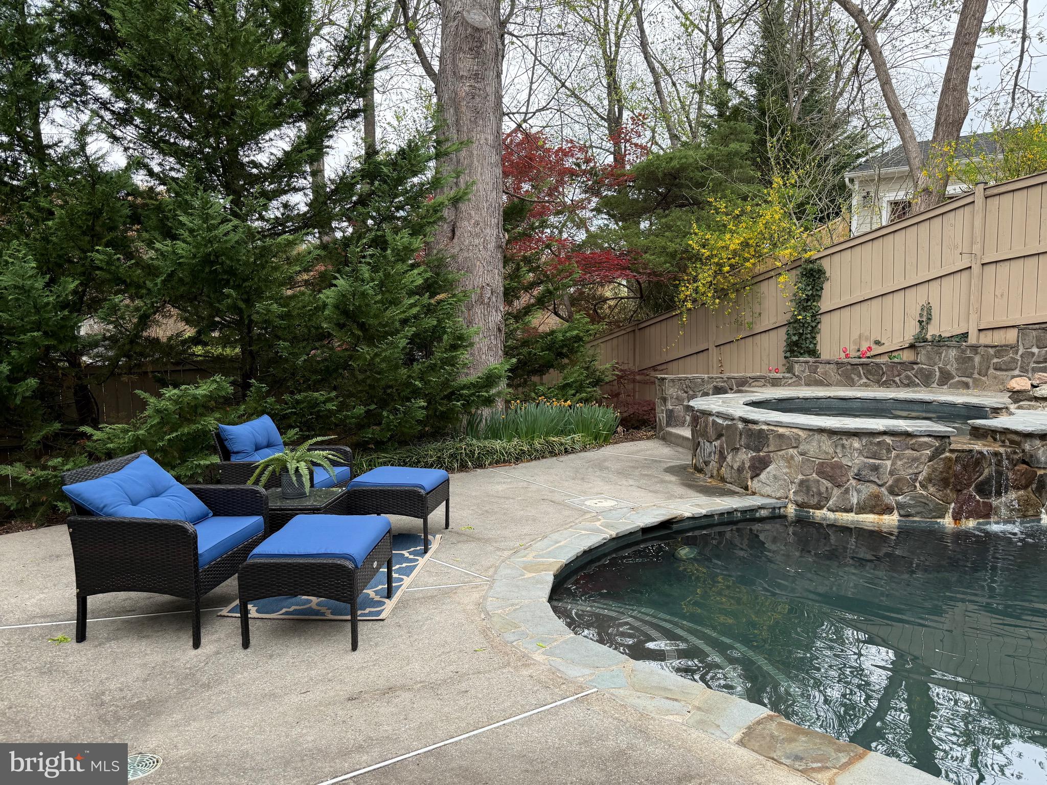 1955 Foxhall Road McLean, VA 22101 - Photo 26 of 35