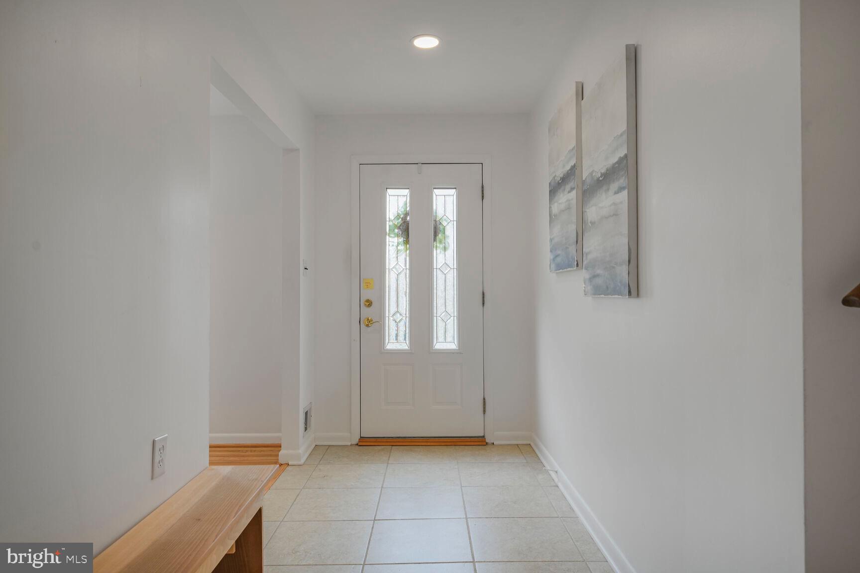 1955 Foxhall Road McLean, VA 22101 - Photo 3 of 35