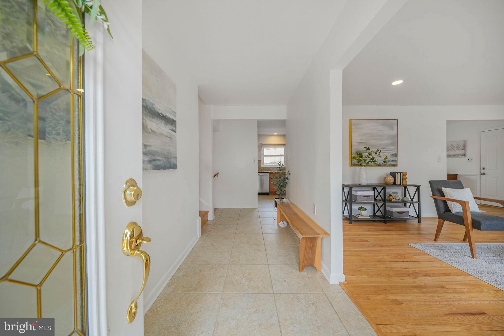 1955 Foxhall Road McLean, VA 22101 - Photo 4 of 35