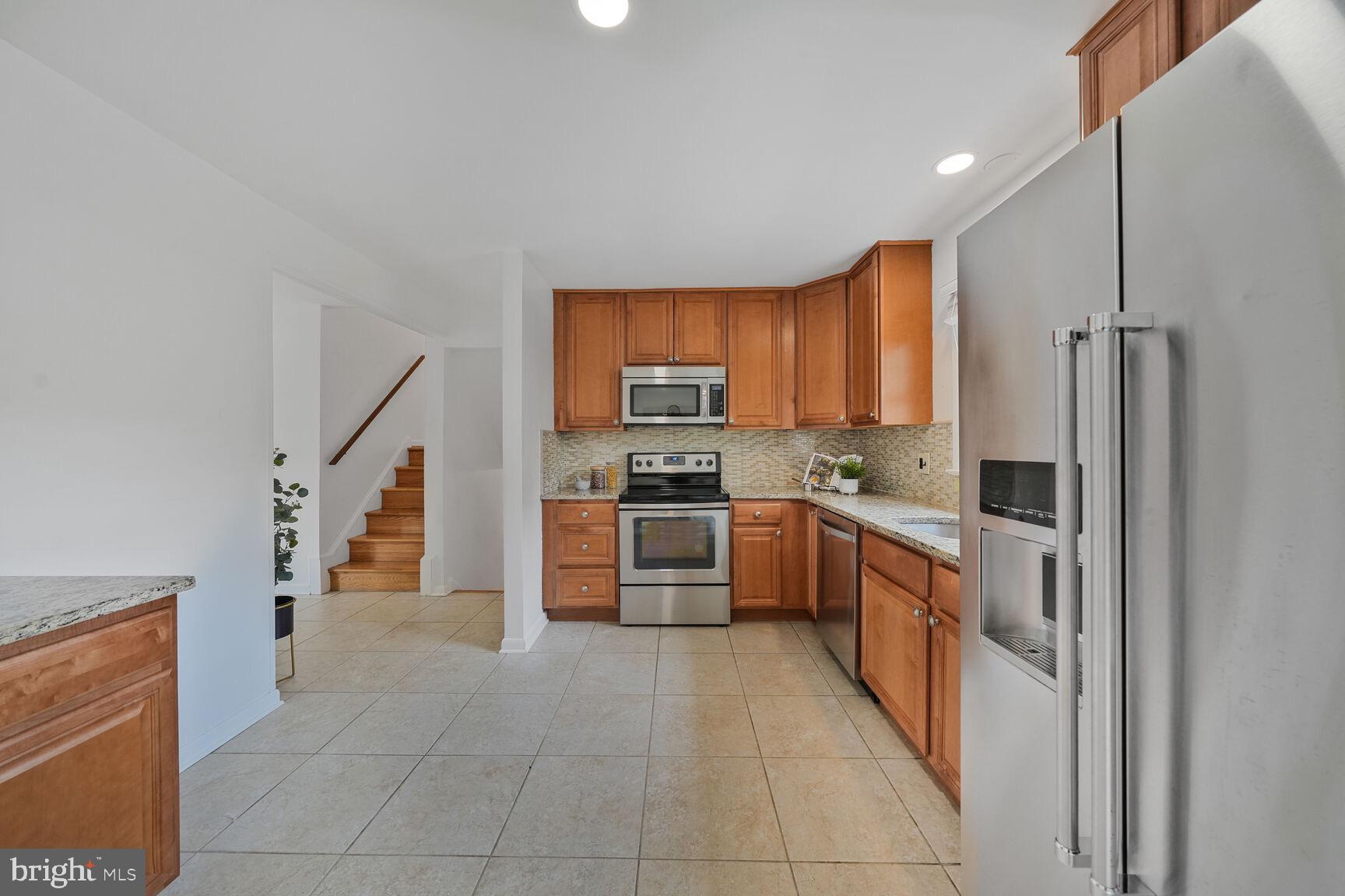 1955 Foxhall Road McLean, VA 22101 - Photo 8 of 35