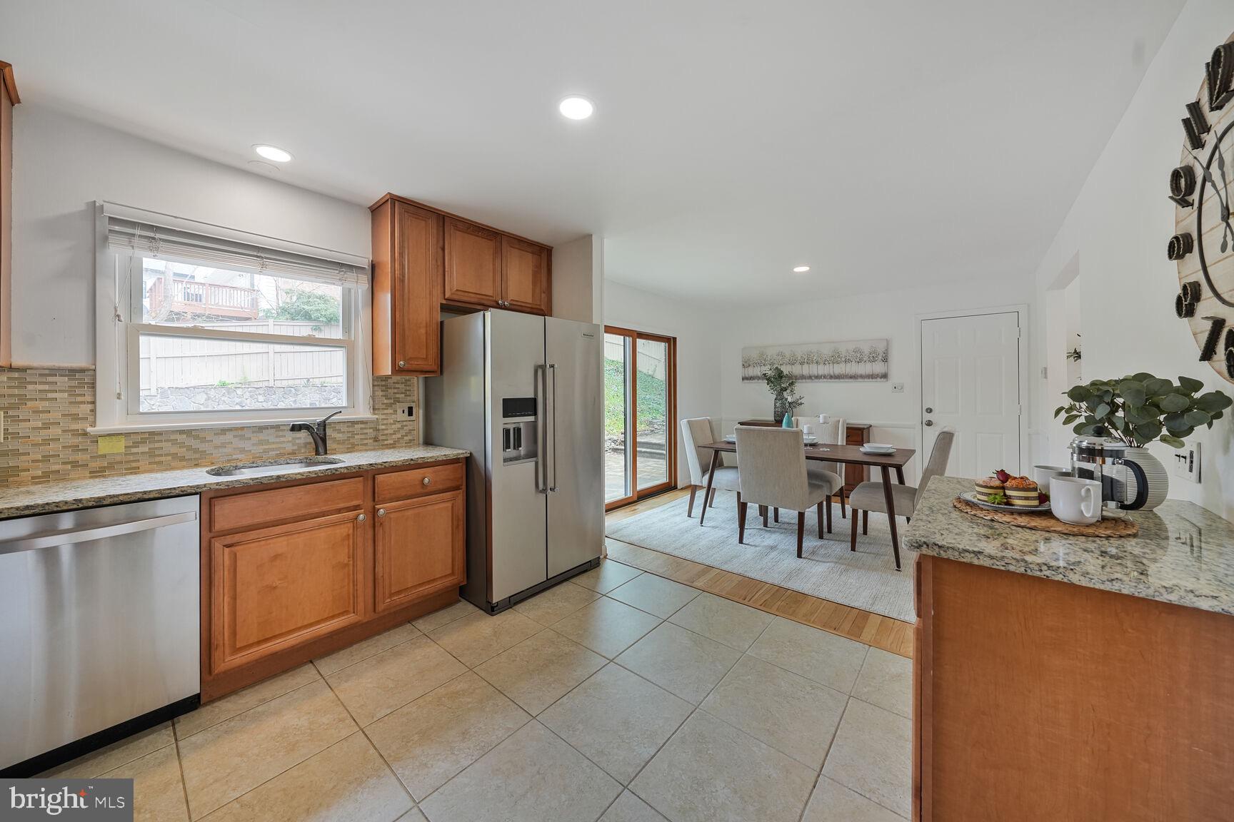 1955 Foxhall Road McLean, VA 22101 - Photo 9 of 35