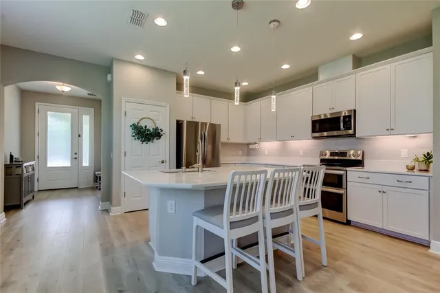 $699,900 | 11855 Ranchers Gap Drive, Odessa, FL 33556