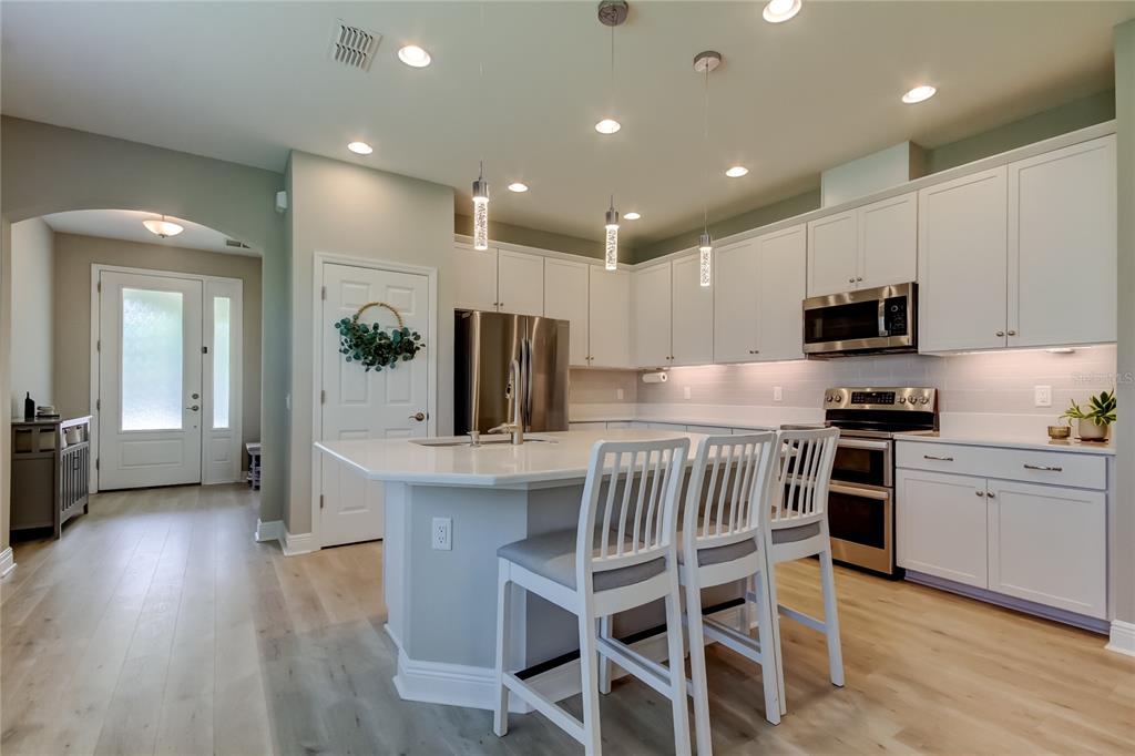 11855 Ranchers Gap Drive Odessa, FL 33556 - Photo 15 of 75