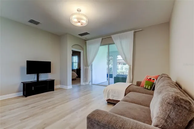 $699,900 | 11855 Ranchers Gap Drive, Odessa, FL 33556