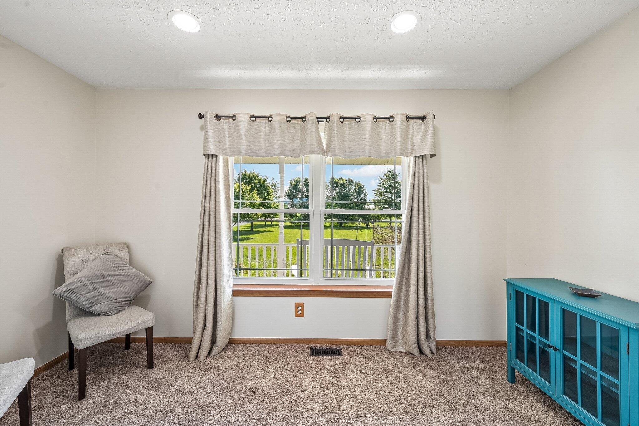12417 Bulen-Pierce Road Lockbourne, OH 43137 - Photo 18 of 129 Den/Office