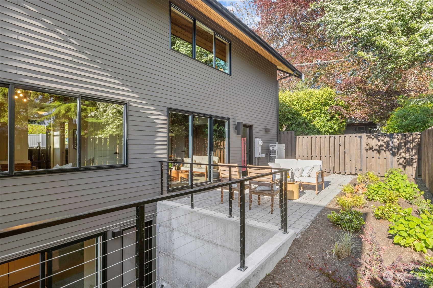 3217 West Ruffner Street Seattle, WA 98199 - Photo 31 of 35