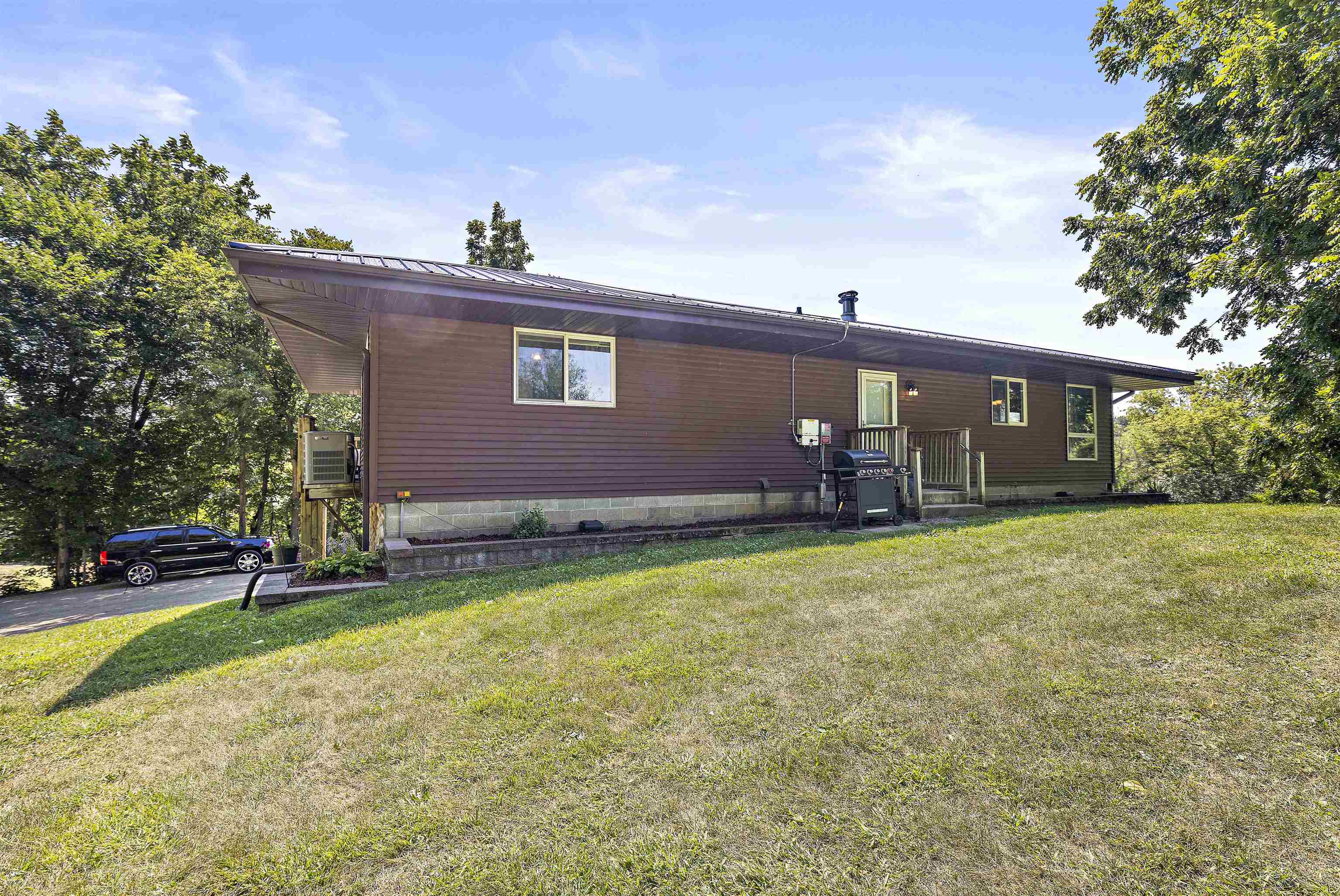 8729 Mineral Road Erie, IL 61250 - Photo 4 of 30 Gallery Image 4