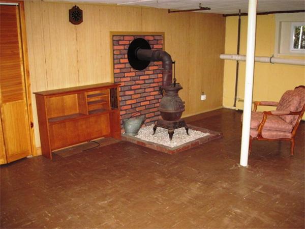 13 Old Worcester Road Oxford, MA 01540 - Photo 16 of 21 Gallery Image 16