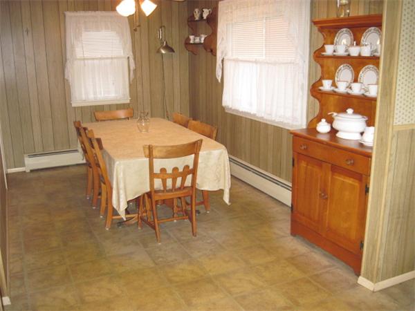 13 Old Worcester Road Oxford, MA 01540 - Photo 8 of 21 Gallery Image 8