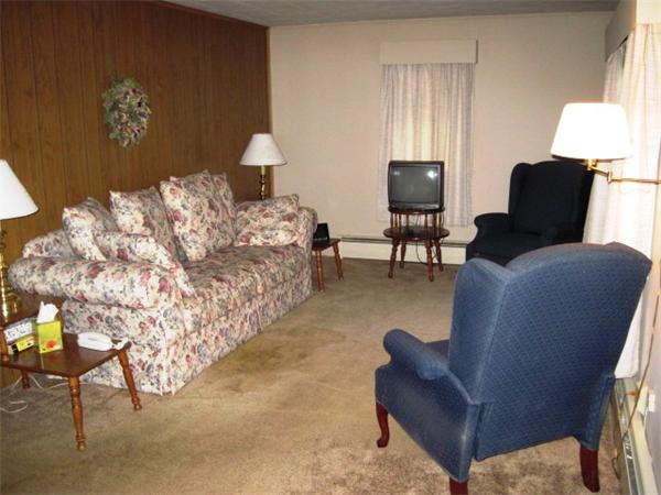 13 Old Worcester Road Oxford, MA 01540 - Photo 9 of 21 Gallery Image 9