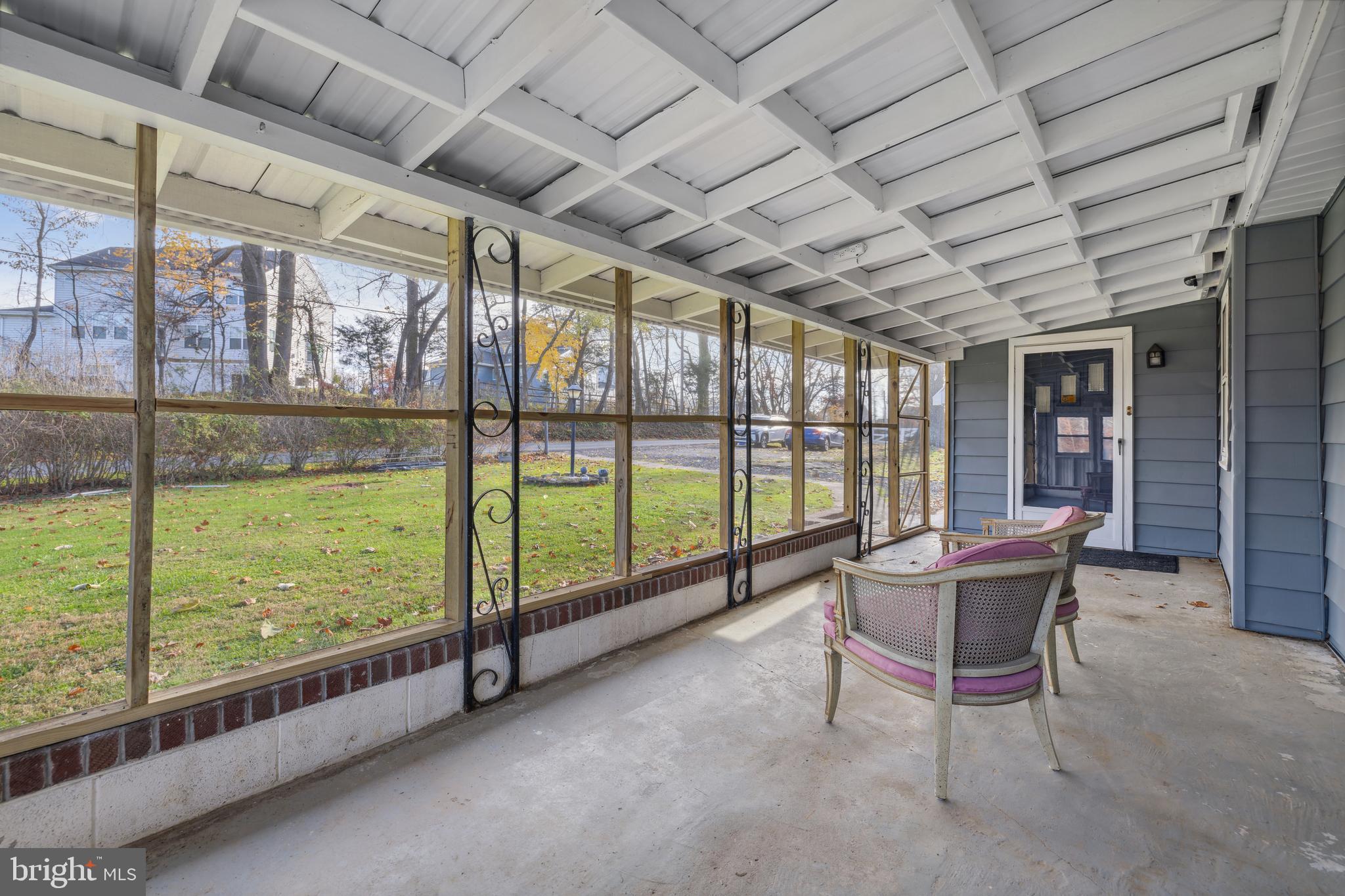 19315 Jerusalem Road Poolesville, MD 20837 - Photo 4 of 28