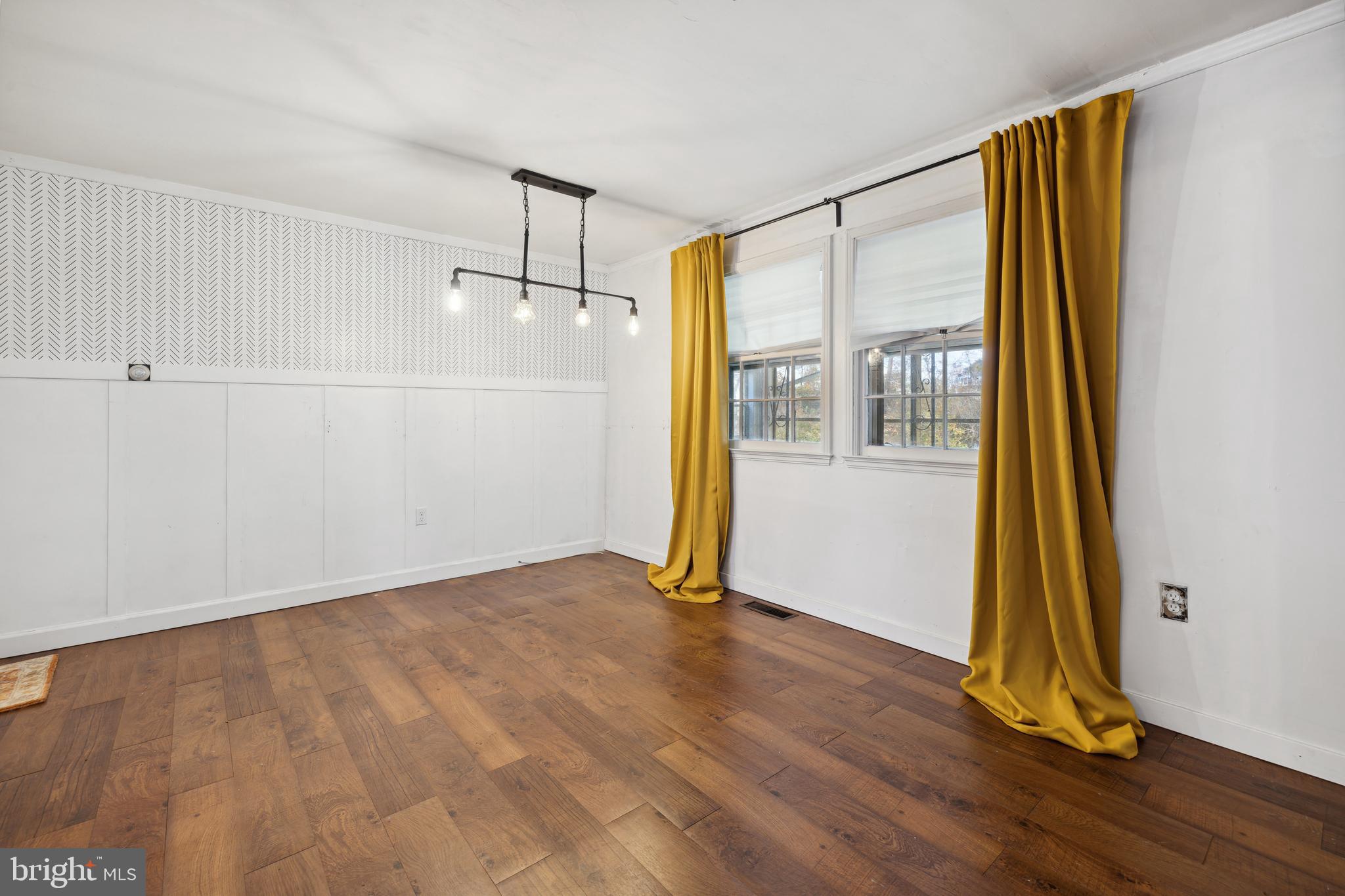 19315 Jerusalem Road Poolesville, MD 20837 - Photo 8 of 28