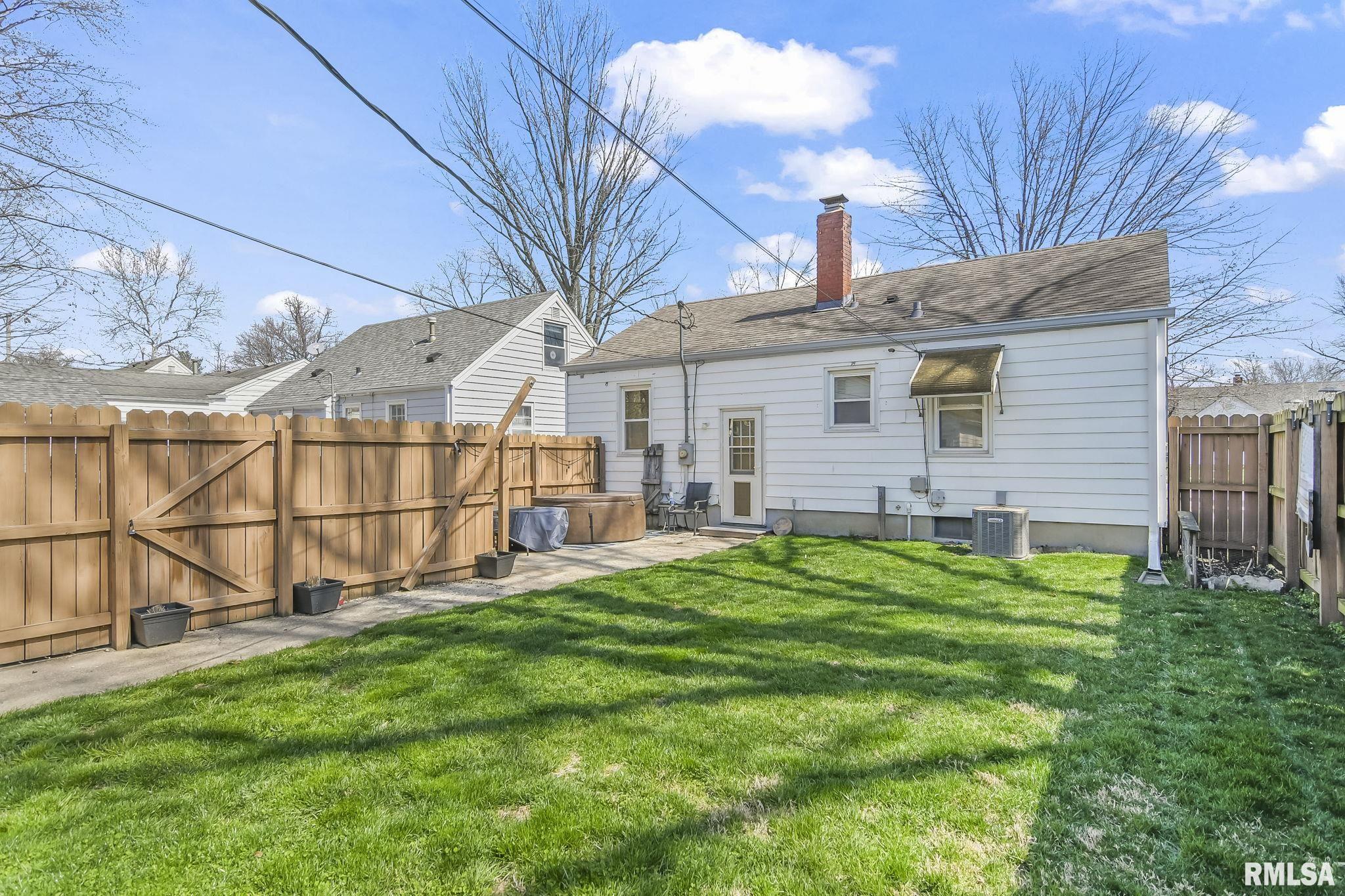 2213 South Spring Street Springfield, IL 62704 - Photo 24 of 26