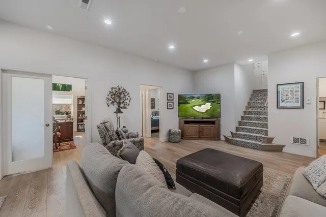 $899,900 | 506 North Dunbarton Oaks Lane, Liberty Lake, WA 99019