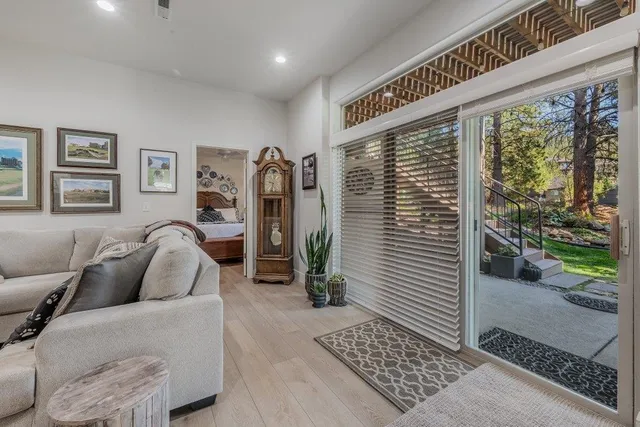 $899,900 | 506 North Dunbarton Oaks Lane, Liberty Lake, WA 99019