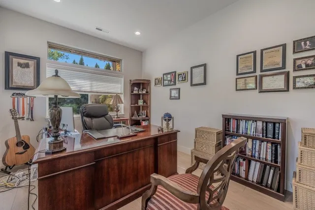 $899,900 | 506 North Dunbarton Oaks Lane, Liberty Lake, WA 99019