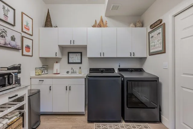 $899,900 | 506 North Dunbarton Oaks Lane, Liberty Lake, WA 99019