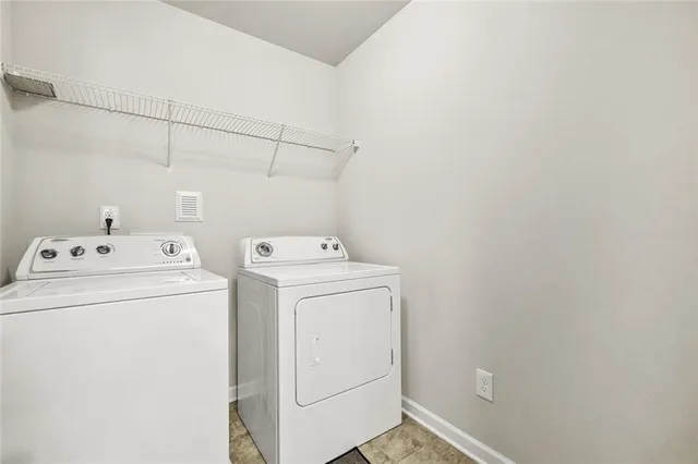 $3,300 | 4079 Broadmoor Court Southwest, Austell, GA 30106