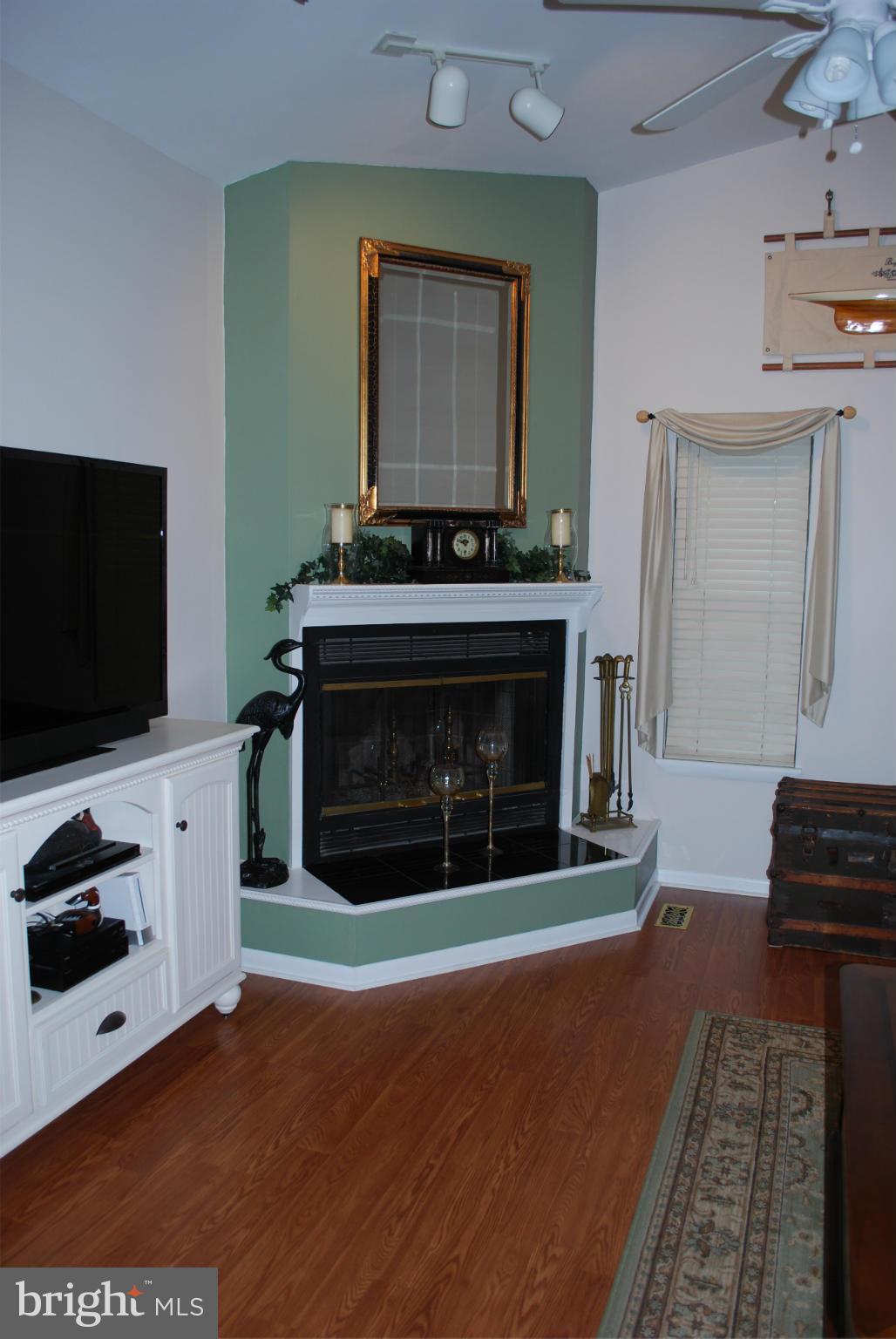 6188 Shady Side Road Shady Side, MD 20764 - Photo 12 of 30 Family Room
