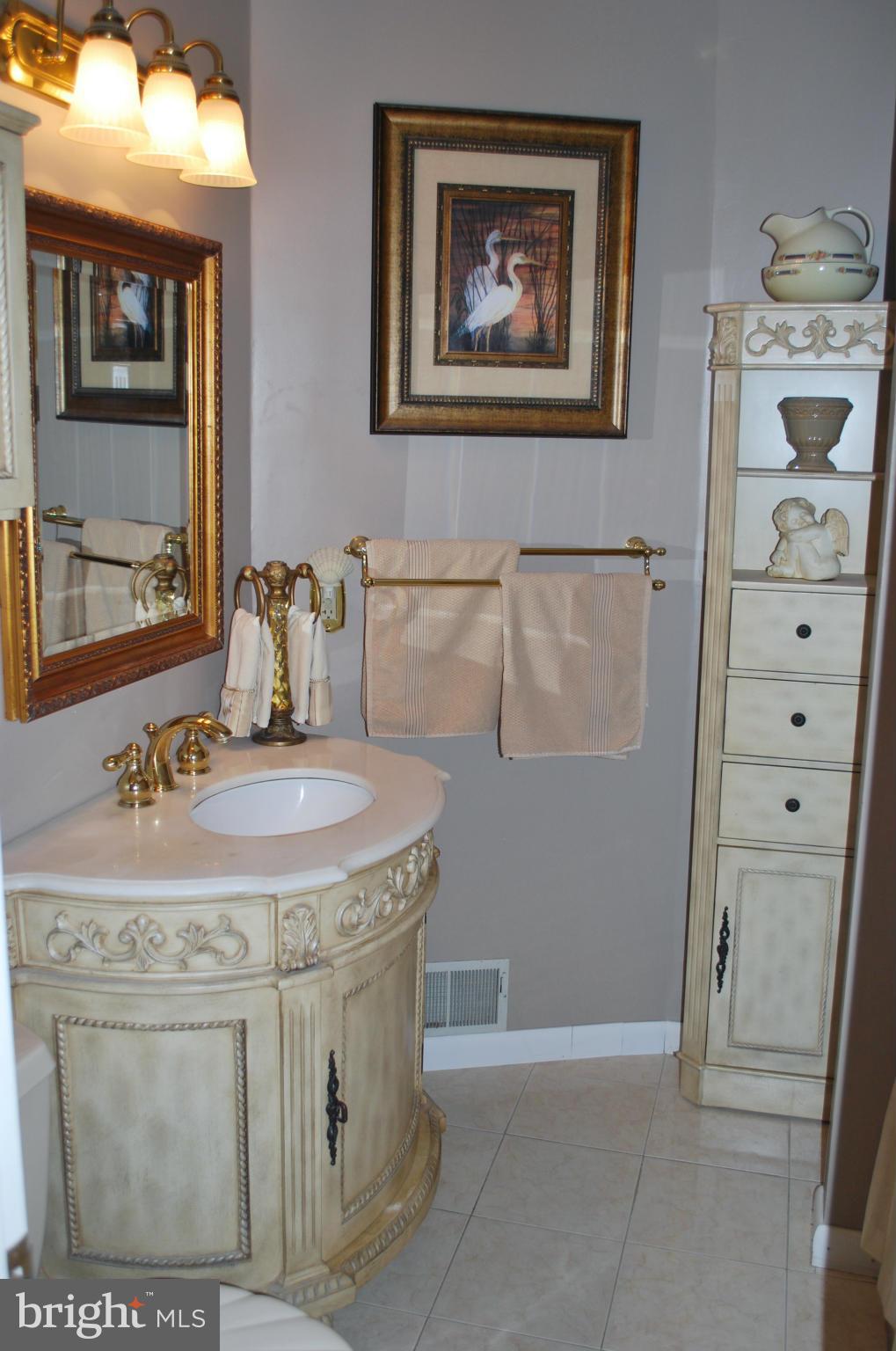 6188 Shady Side Road Shady Side, MD 20764 - Photo 21 of 30 Hall Bath