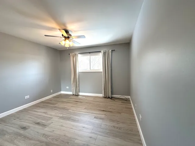 $2,200 | 1410 Beverly Lane, Streamwood, IL 60107