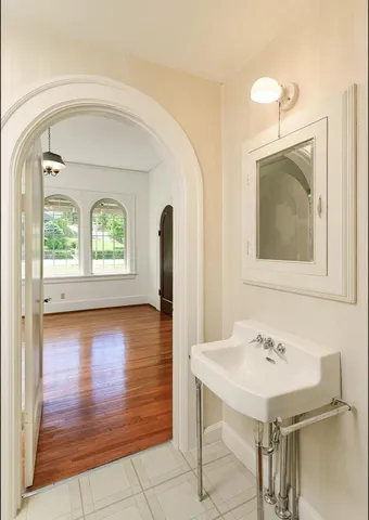 $3,200 | 4102 St Elmo Avenue, Chattanooga, TN 37409