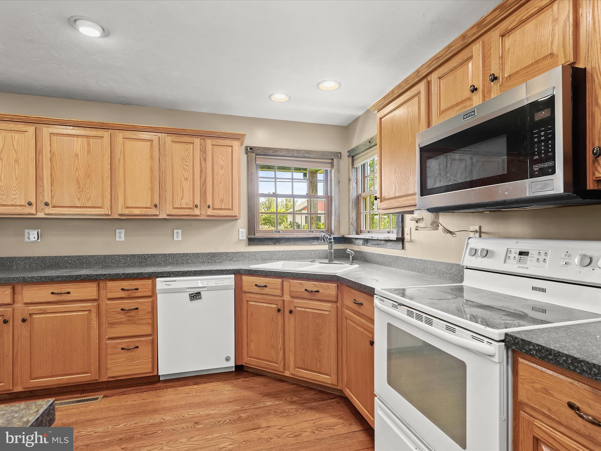 325 Seven Stars Road Gettysburg, PA 17325 - Photo 15 of 81 Kitchen