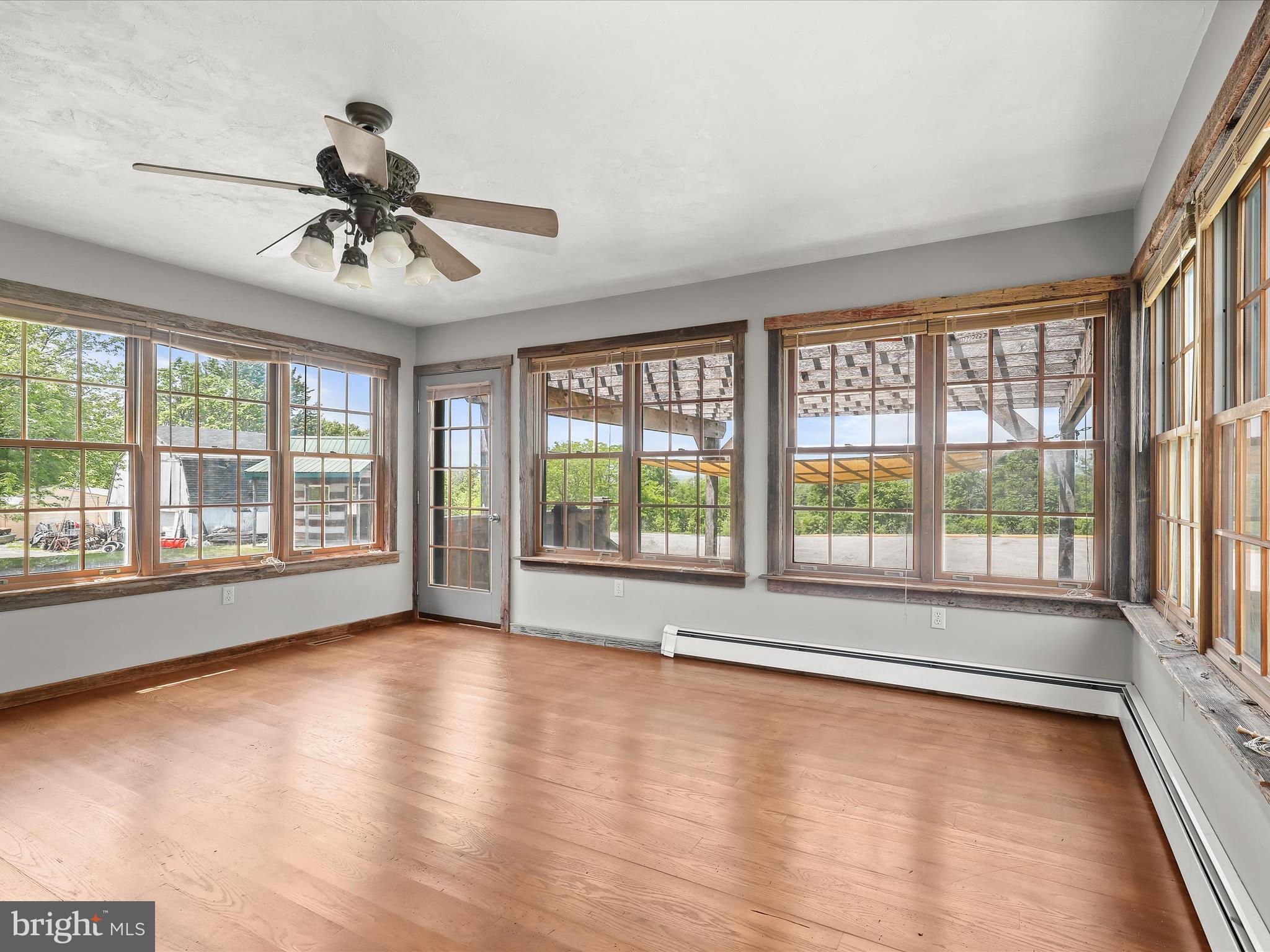 325 Seven Stars Road Gettysburg, PA 17325 - Photo 27 of 81 Sunroom/Bedroom