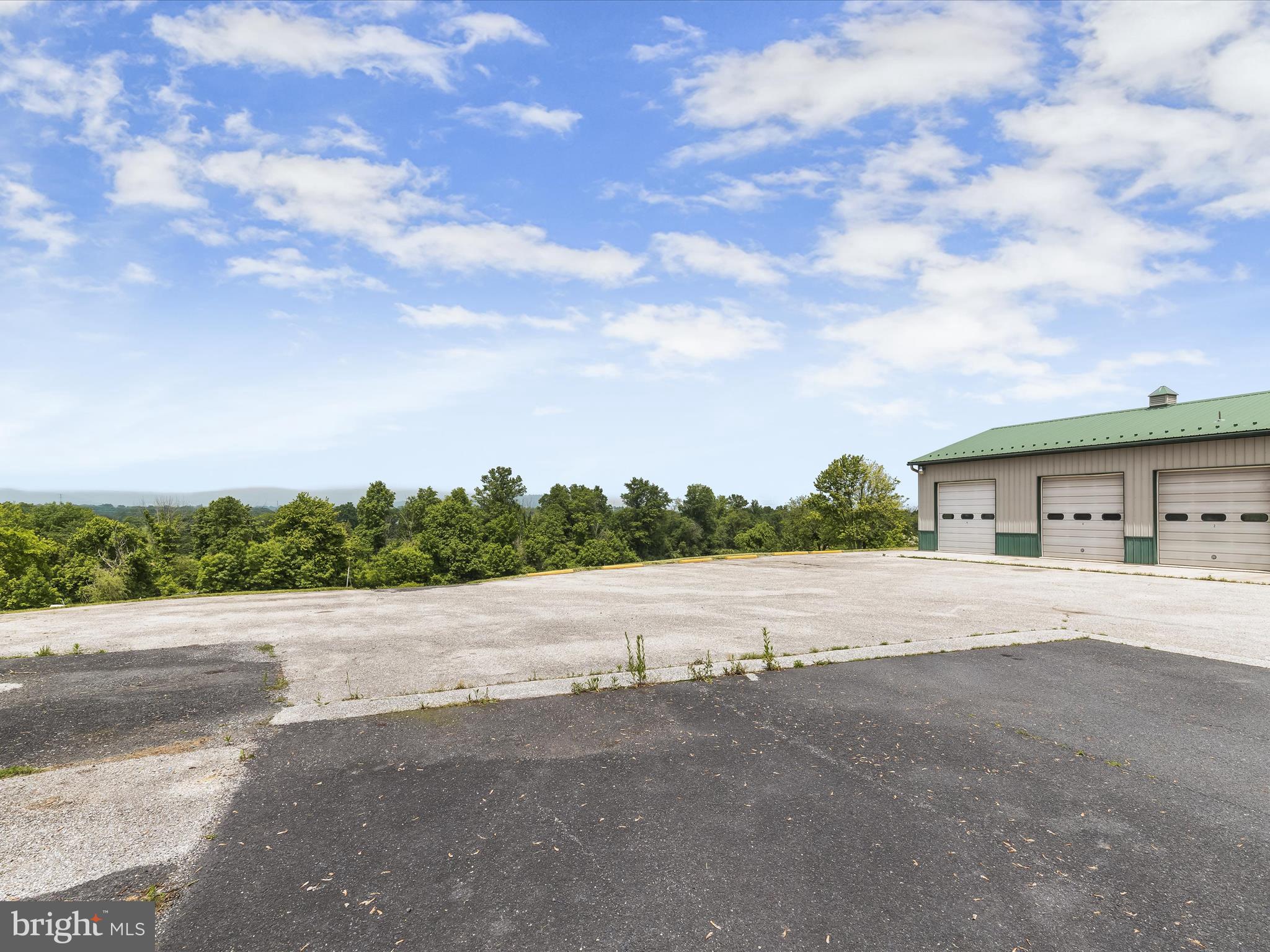 325 Seven Stars Road Gettysburg, PA 17325 - Photo 56 of 81 Parking