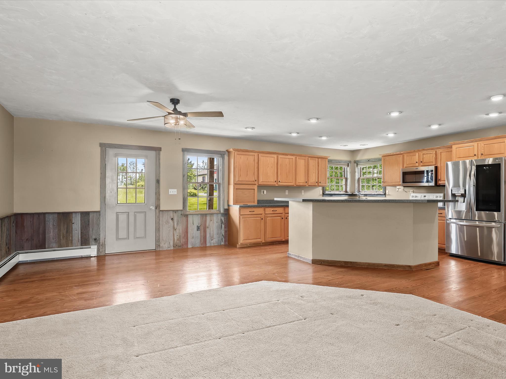 325 Seven Stars Road Gettysburg, PA 17325 - Photo 10 of 81 Open living Area