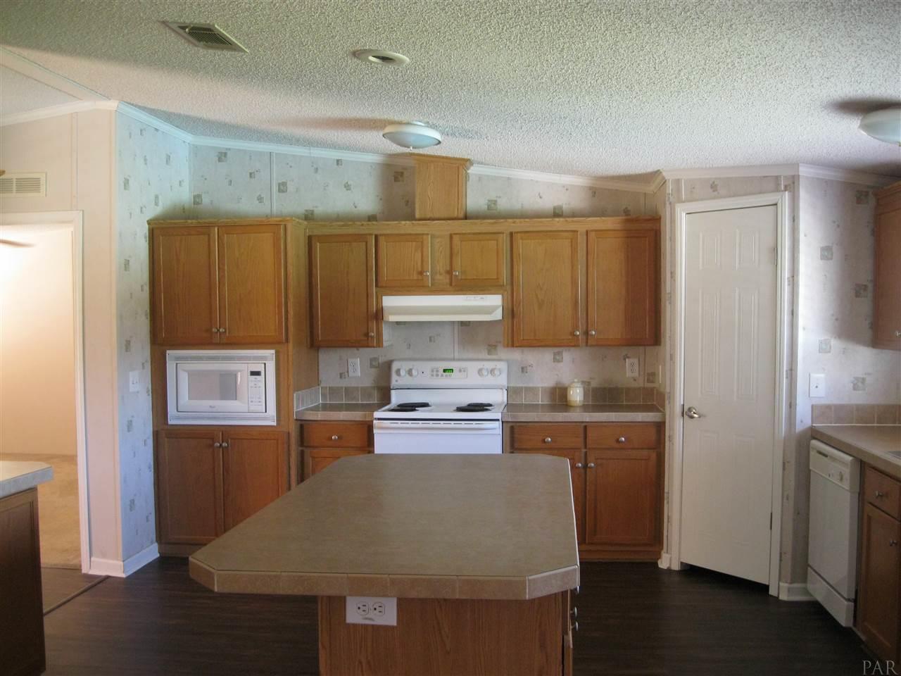 120 San Carlos Road Cantonment, FL 32533 - Photo 8 of 50