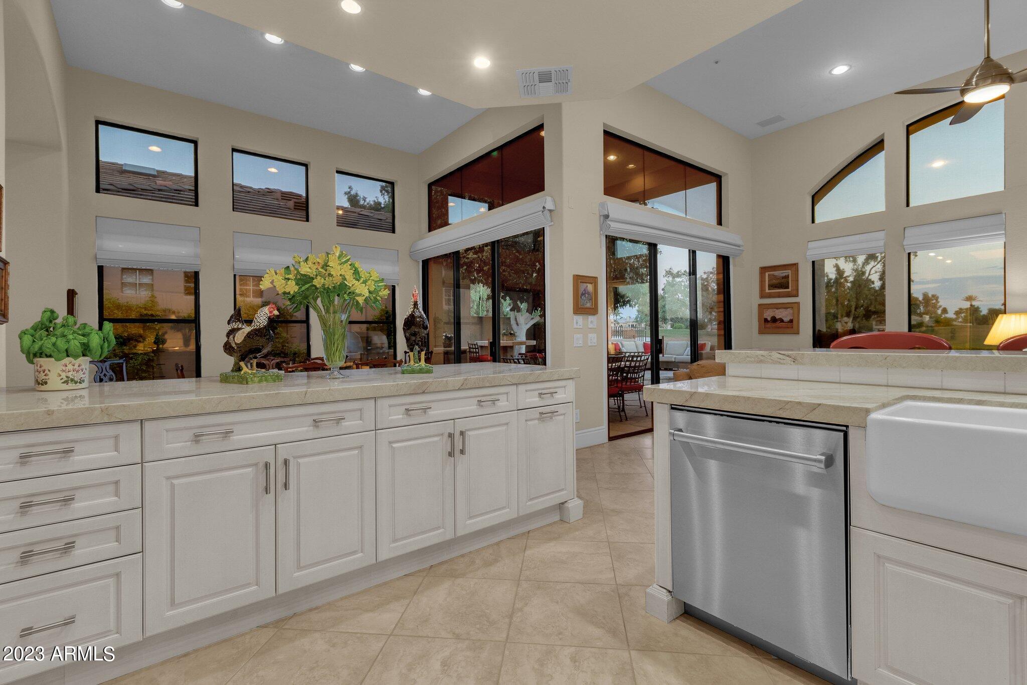 7705 East Doubletree Ranch Road, Unit 11 Scottsdale, AZ 85258 - Photo 21 of 58 Kitchen Island