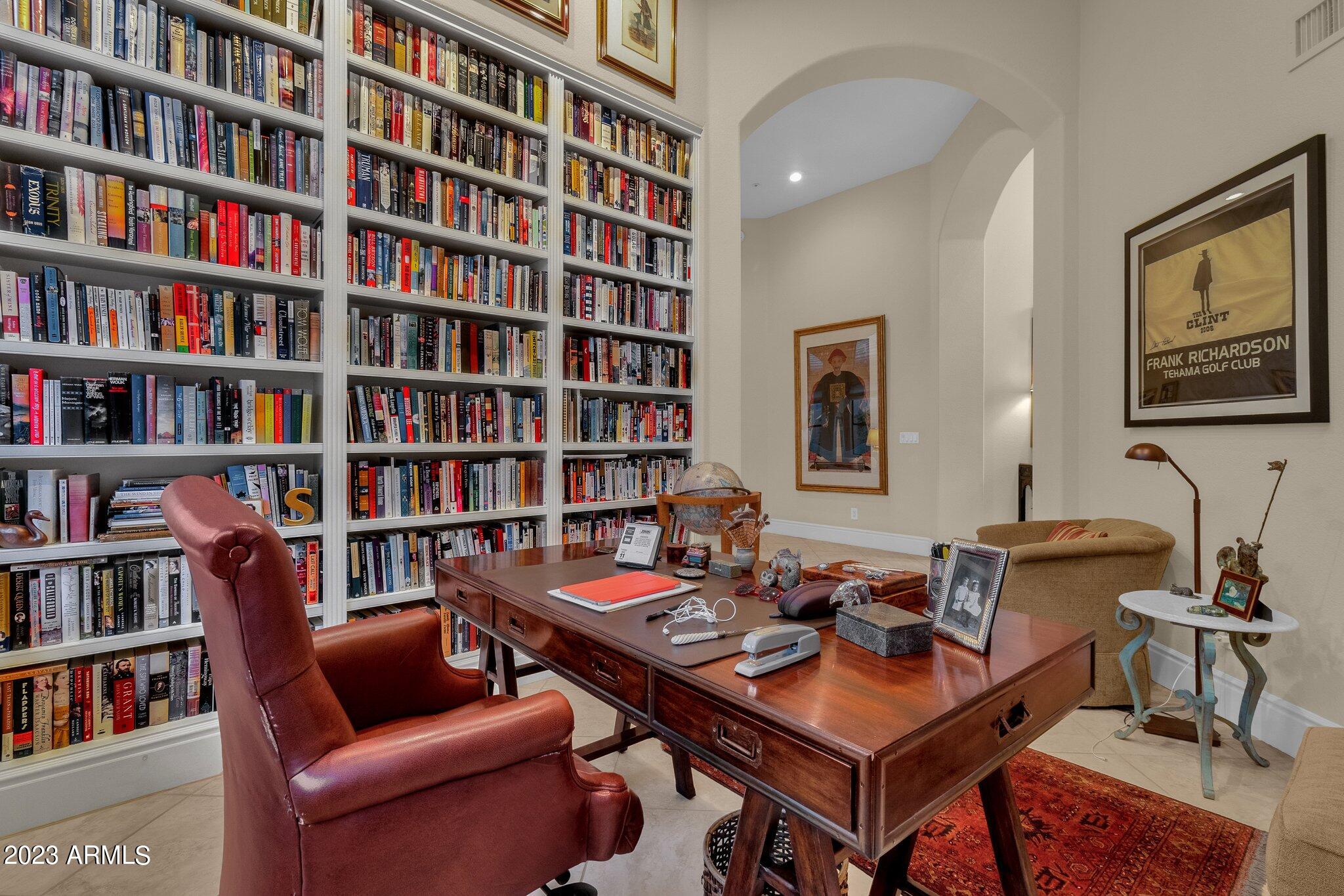 7705 East Doubletree Ranch Road, Unit 11 Scottsdale, AZ 85258 - Photo 25 of 58 Office/Library