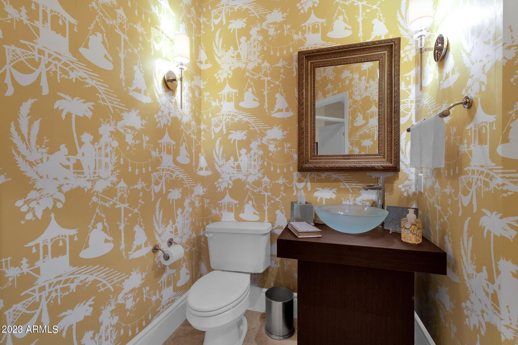 7705 East Doubletree Ranch Road, Unit 11 Scottsdale, AZ 85258 - Photo 33 of 58 Powder Room