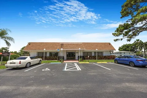 $224,500 | 5178 Privet Place, Unit D, Delray Beach, FL 33484