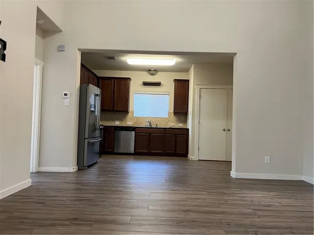 $2,600 | 2001 Faro Drive, Unit 9, Austin, TX 78741